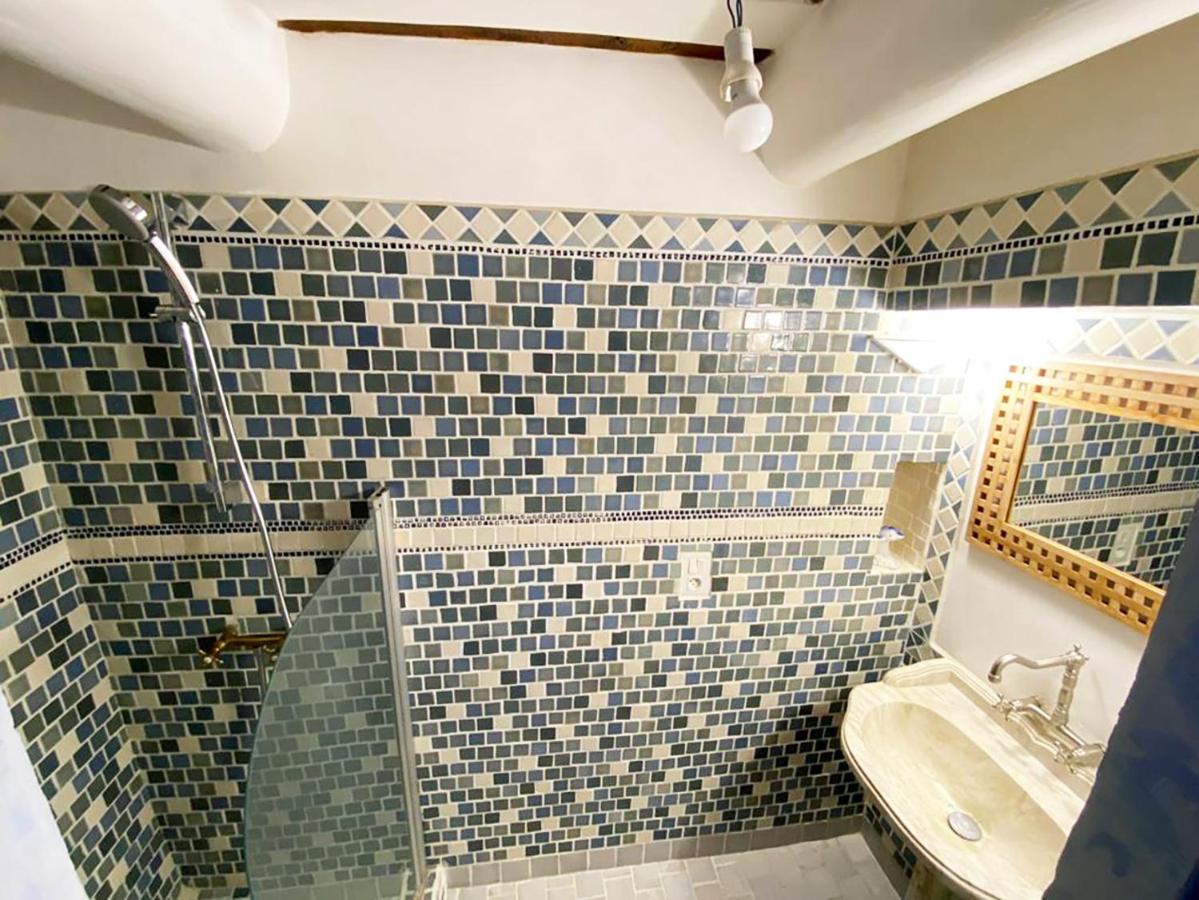 Maison D'Hotes, Superbe Et Spacieuse ,Dans Un Cadre Charmant Calme Et Verdoyant 佩尔纳勒丰泰纳 外观 照片