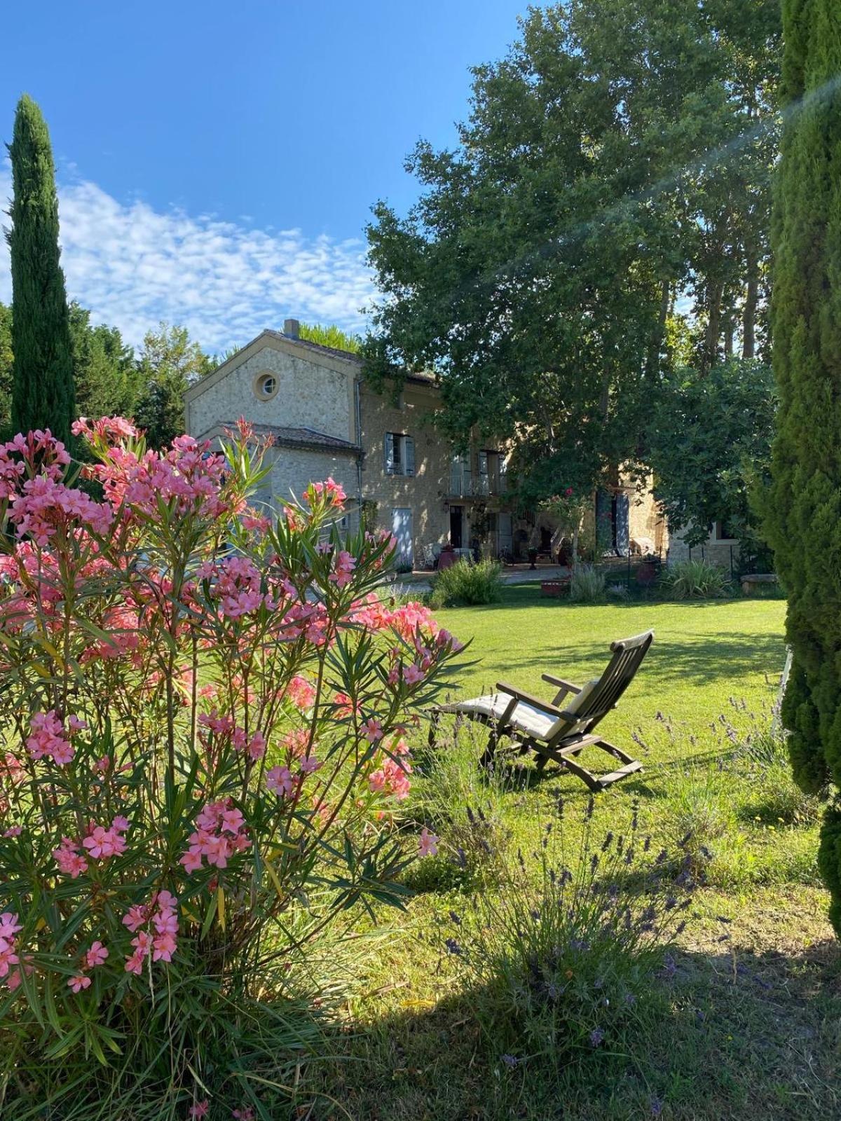 Maison D'Hotes, Superbe Et Spacieuse ,Dans Un Cadre Charmant Calme Et Verdoyant 佩尔纳勒丰泰纳 外观 照片